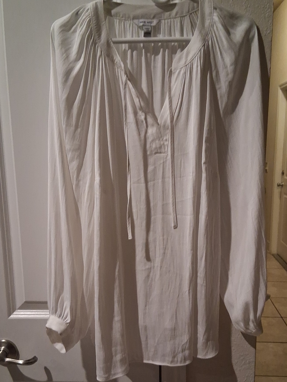 Nine West Cream Long Sleeve Peasant Tunic